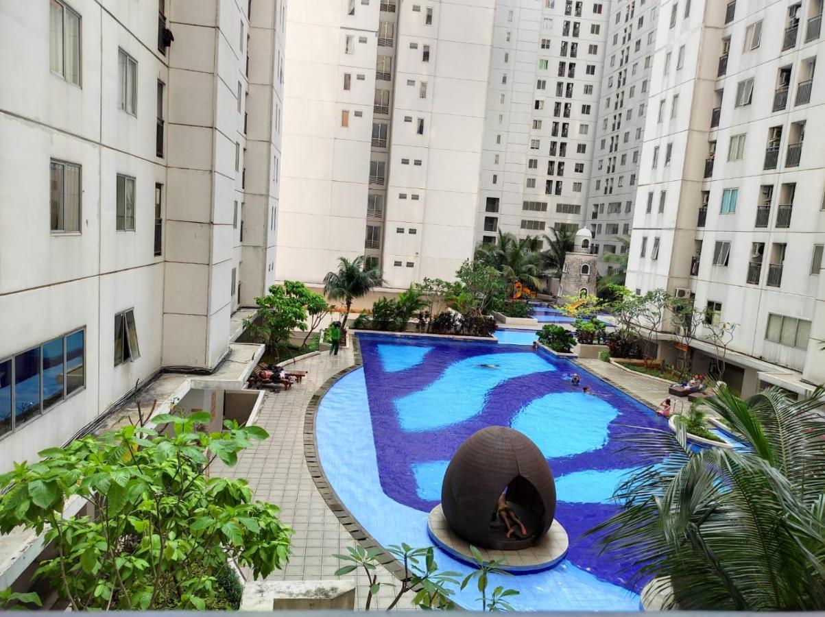 Apartemen Bassura City By Maezura Property Джакарта Екстериор снимка