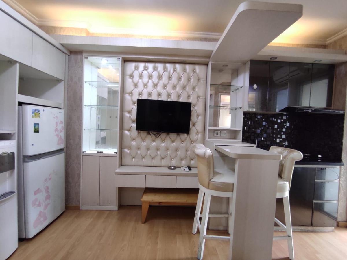 Apartemen Bassura City By Maezura Property Джакарта Екстериор снимка